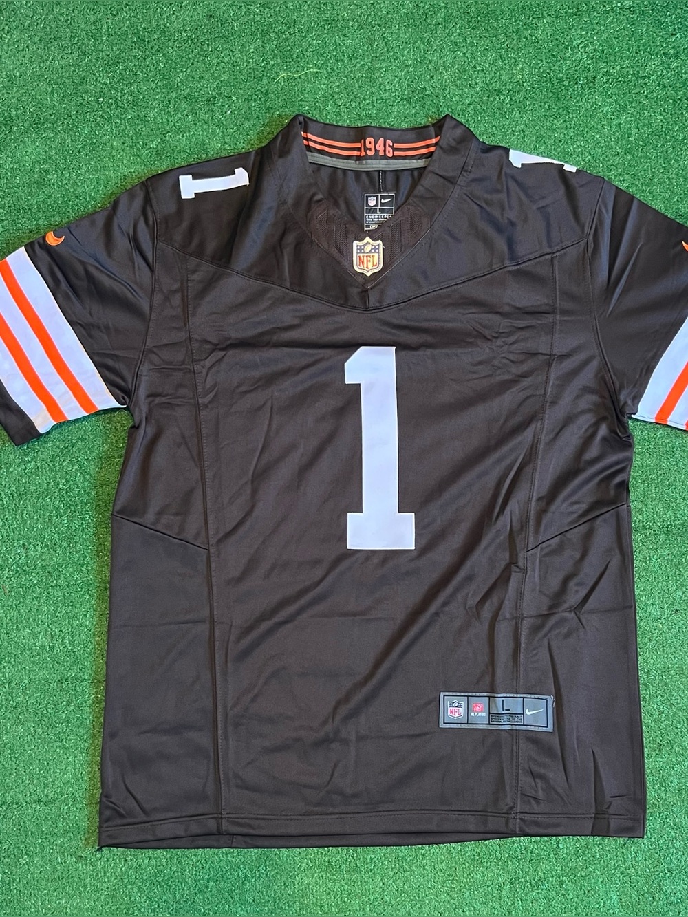 Cleveland Browns KC Concepcion Brown Jersey 
Adult Large